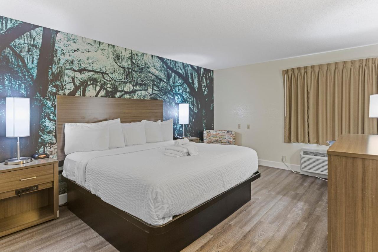 Clarion Pointe Savannah Gateway I-95 Dış mekan fotoğraf